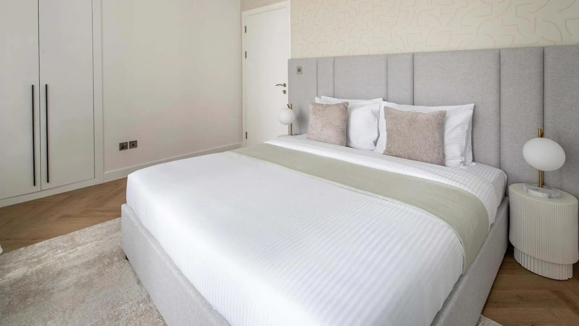 Appartement Frank Porter - Torch Tower Dubaï